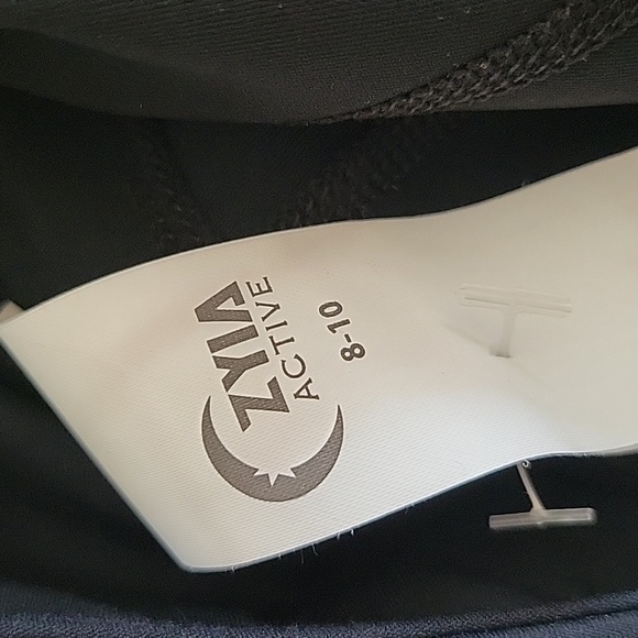 Zyia Active Black Neon Tape Luxe High-rise 7/8 Legging - Picture 7 of 11